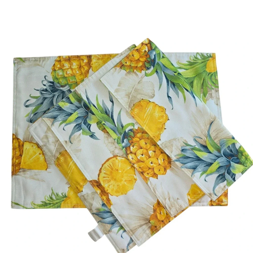 Pineapple Placemats Set of 4 Tropical‎ Kitchen Table Linen Home Decor